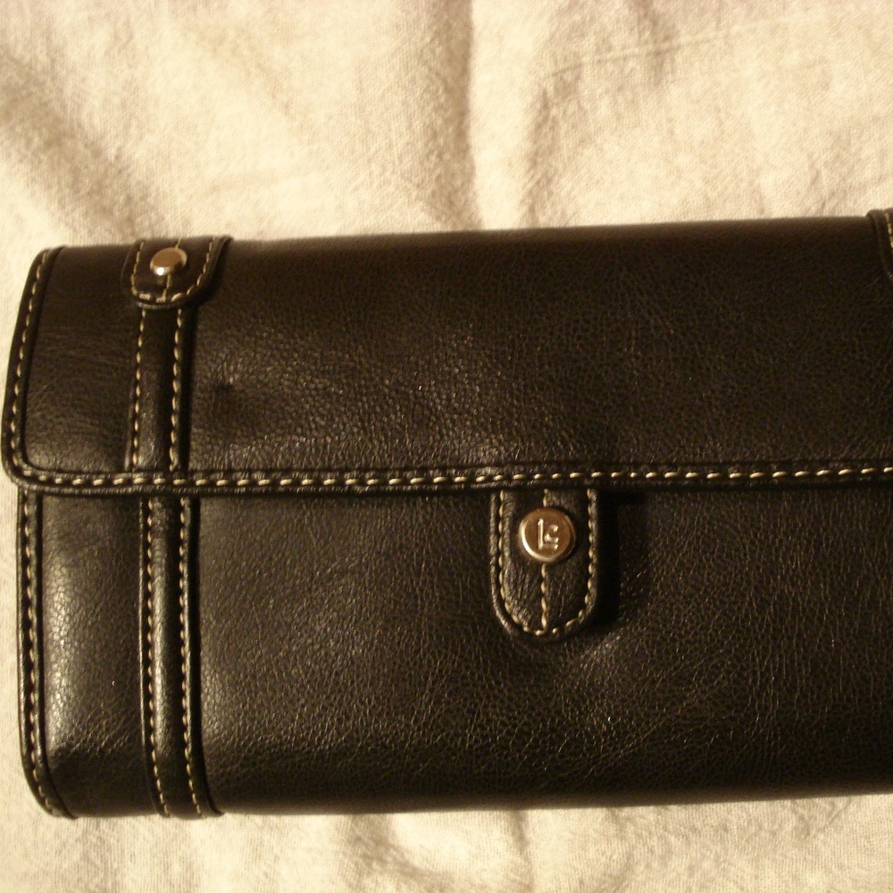Lc black leather wallet/white overstitching, nwot